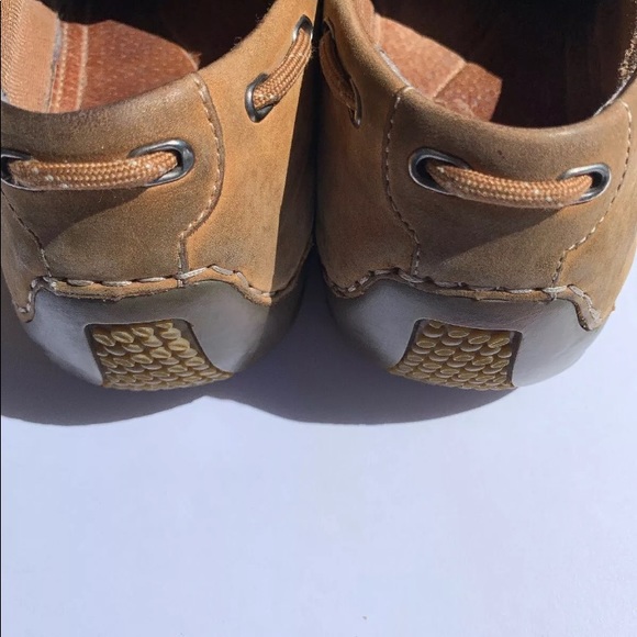 FLORSHEIM QUALITY MENS SIZE 9 M SUEDE MOCCASINS - Picture 3 of 4